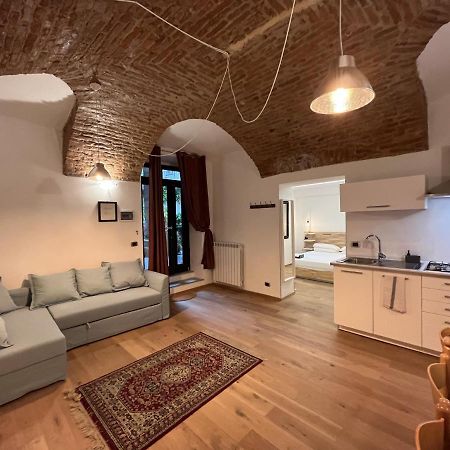 Suite The Brick - Host By Traveller'S Nest ตูริน ภายนอก รูปภาพ
